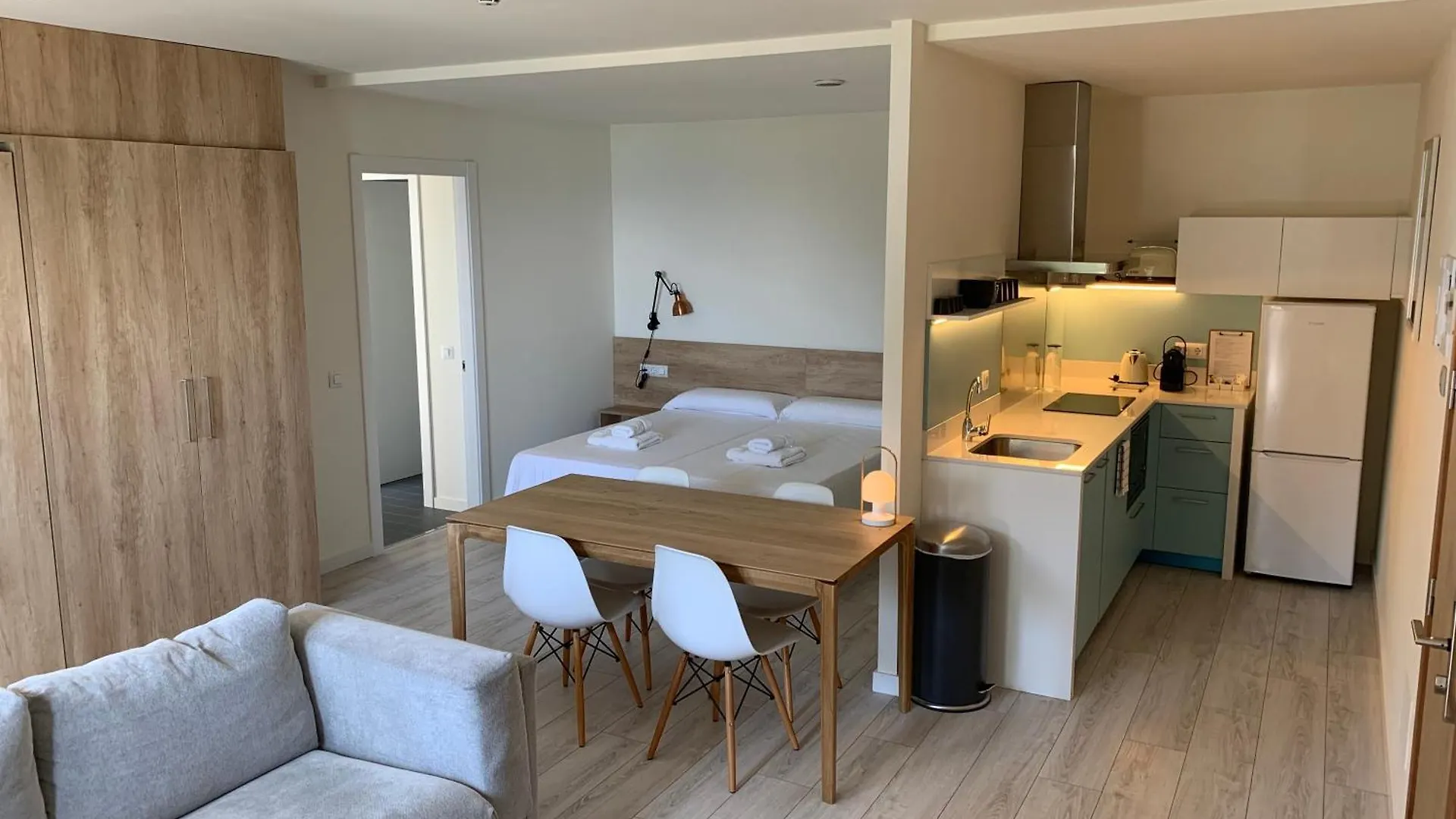 Hotel Reimar Сан-Антонио-де-Калонже